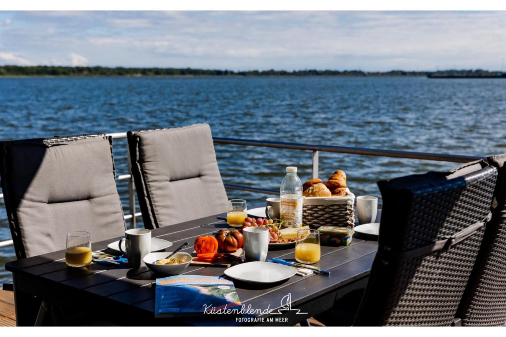 Вилла Ostsee Hausboot - Arielle Lp15 Рибниц-Дамгартен Экстерьер фото